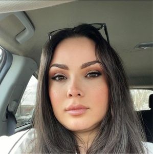 Meet your Posher, Ginnette